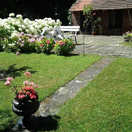 아파트 Gardenview Privat Studio 프라하