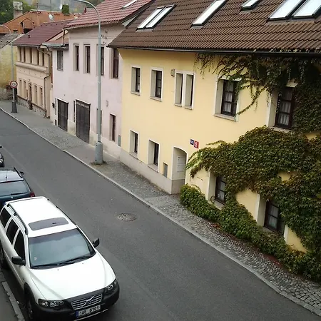 Apartment Gardenview Privat Studio Prague